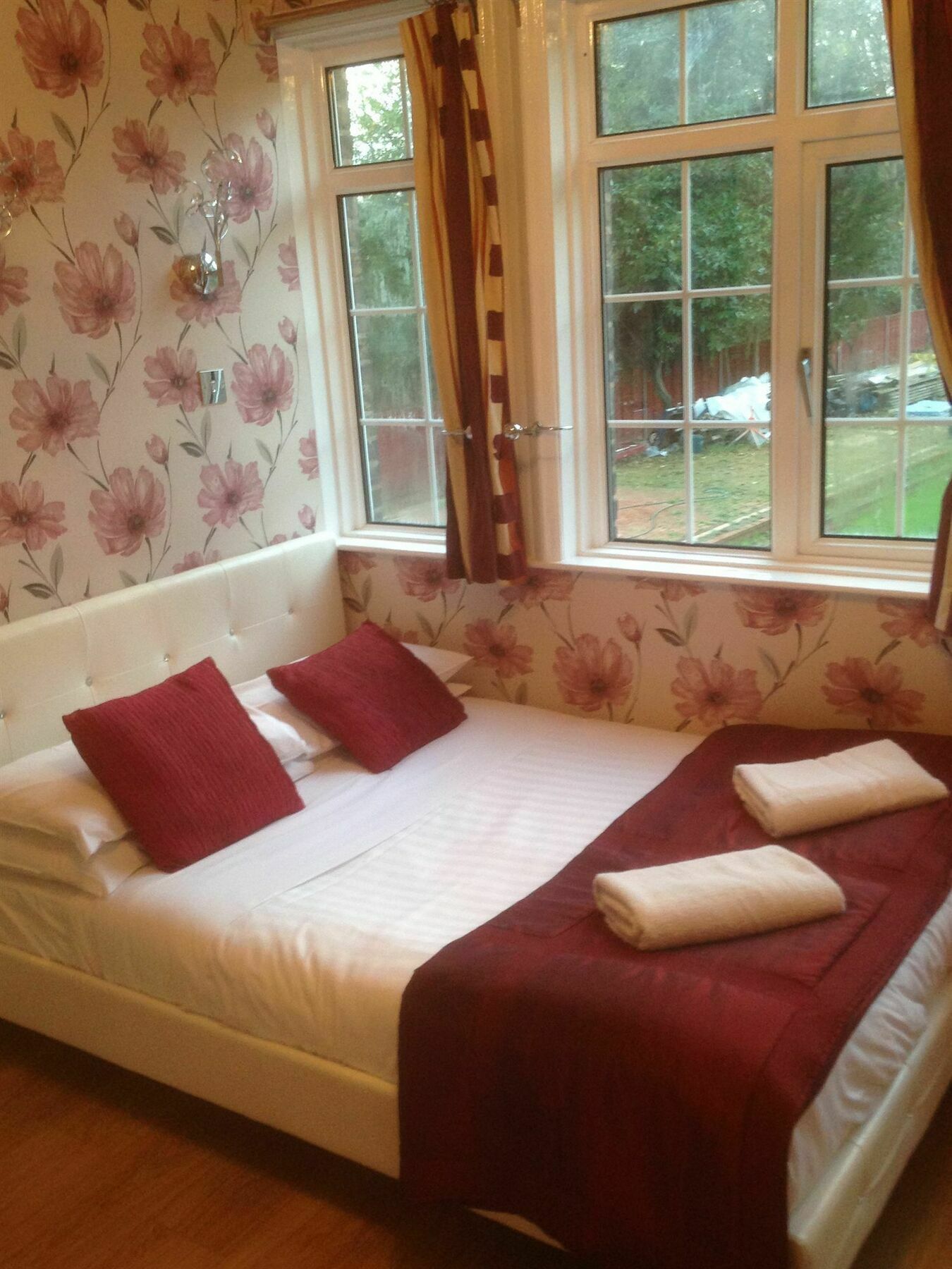 Guest house The Bridge House 2*
