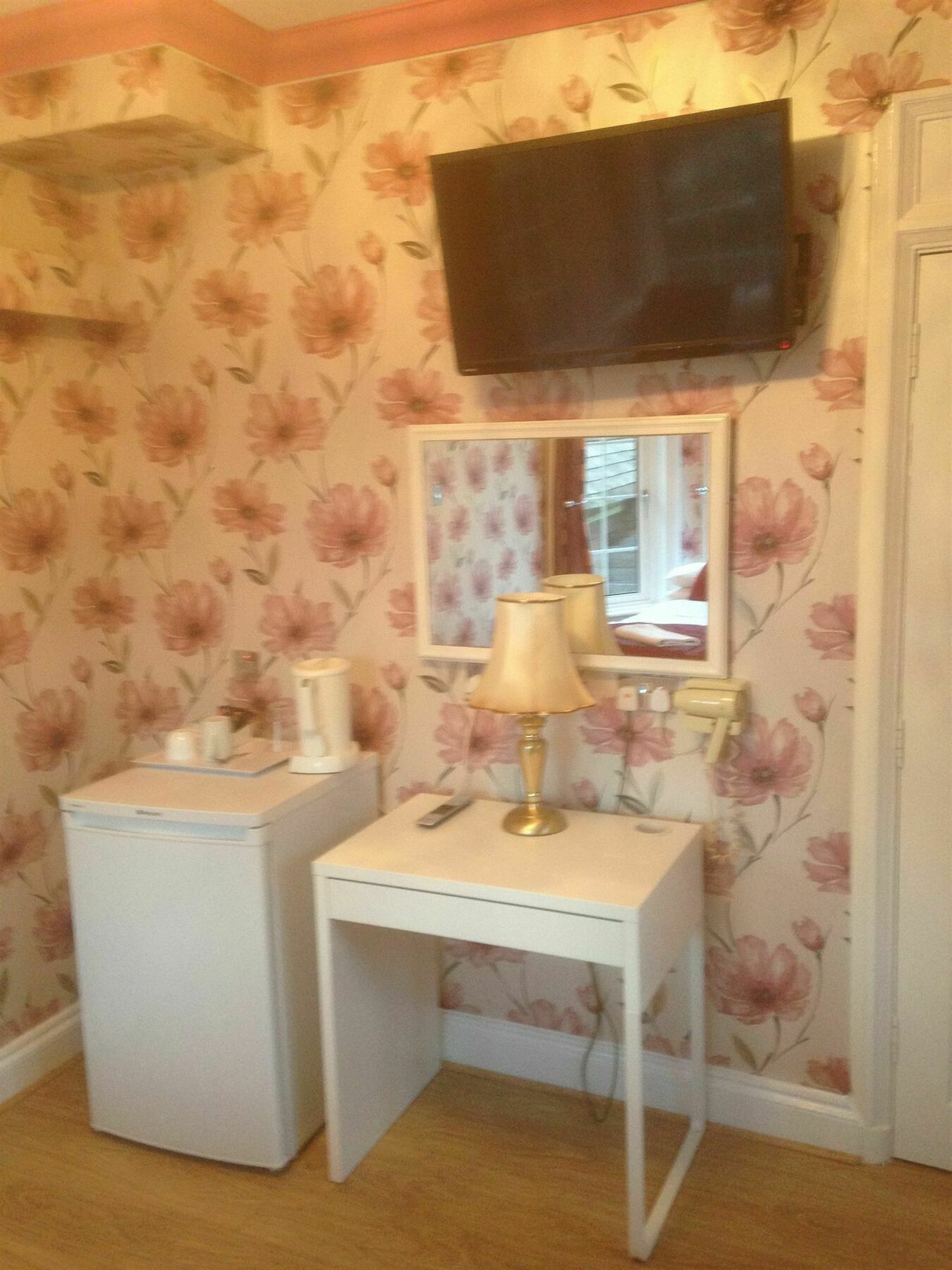 The Bridge House Guest house 2*