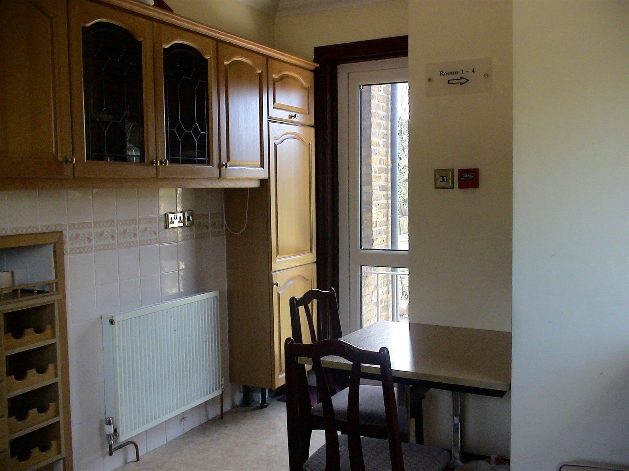 The Bridge House Guest house Brentford